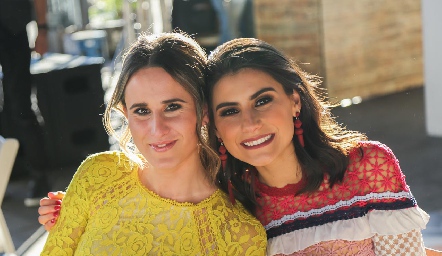  Anna Ortuño y Tere Cadena.