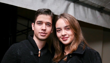  Mauricio Flores y Estefanía Alcalá.