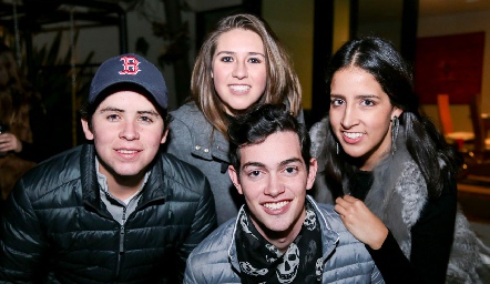  Reu entre amigos.