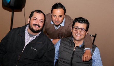  Carlos Betancourt, Alejandro Stevens y Héctor González.