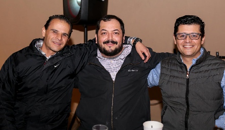  Mauricio González, Carlos Betancourt y Héctor González.