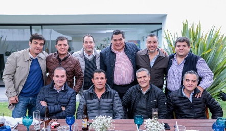  Víctor Lomelí, Eduardo González, Federico de la Torre, Alejandro Villasana, Héctor Montejano, Toño Nieto, Antonio Derreza, Juan Manuel Piñero y Héctor.