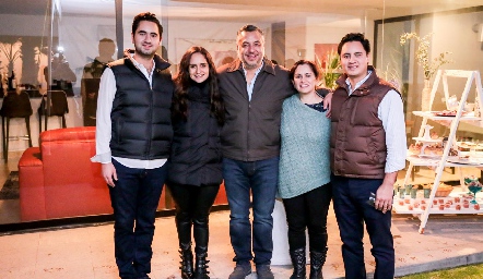  Sebastián, Claudia, Alejandro, Claudia y Alejandro Villasana.