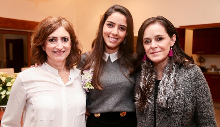 Isabel Sánchez, Mariana Labarthe y Gladys Rangel.