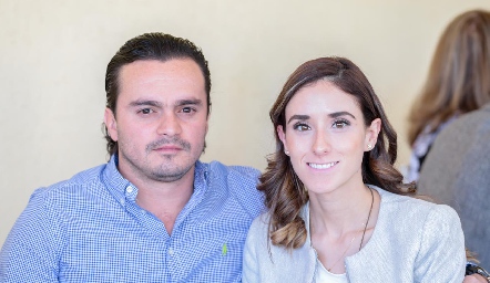  Héctor Guerra y Mariana Mora.