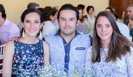  Valeria Rangel, Arturo González y Rebeca Acosta.