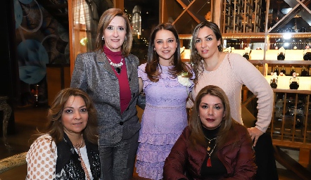  Lilia Pérez, Daniela Mezquida, Alicia Jonguitud, Coquis Terrazas y Luz Jonguitud.