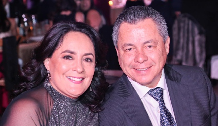  Laura Rodríguez de Bravo y Lisandro Bravo.