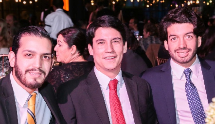  Roger Pérez, Mauricio López y Tony Villanueva.