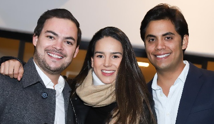  Pedro Pablo Lozano, Sandra Villalobos y Mario Martell.