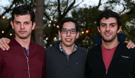  Paulo Meade, Arturo Herrera y Santiago Meade.