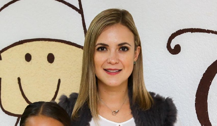  Sandra Pérez con sus hijas Isa y Ximena Vázquez.