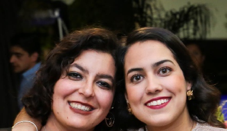 Daniela González y Alejandra Berrueta.