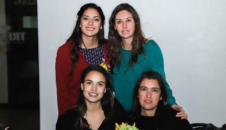  Alejandra Rojas, Ale Díaz Infante, Marcela Díaz Infante y Ofelia Zacarías.