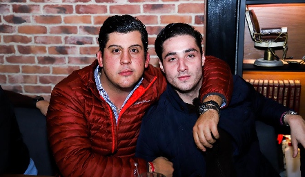  Toro Gómez y Roberto Zollino.