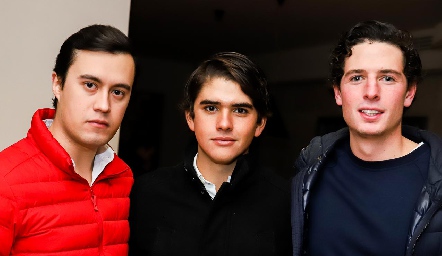  Daniel Estrada, Juan Pablo Leiva y Diego Jourdain.