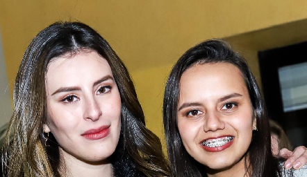  Laura Ortuño y Arantxa Pérez.