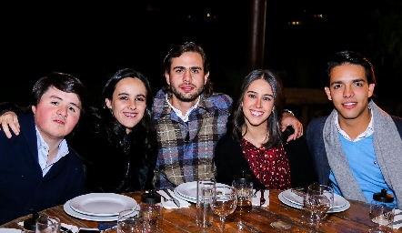  Jorge Aldrett, Ceci García, José Miguel Morales, Natalia Navarro y Diego Tobías.