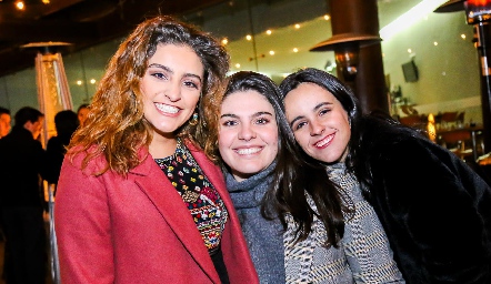  Bere Hinojosa, Cata Esper y Ceci García.