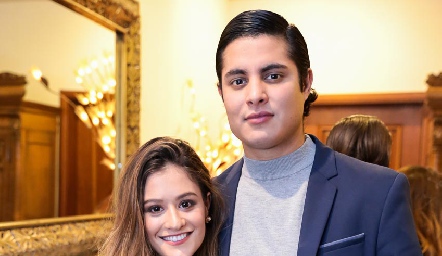  Sofí Medina y Alán González.