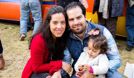  Estefanía Díaz Infante, José Antonio Gutiérrez e Ivanna.