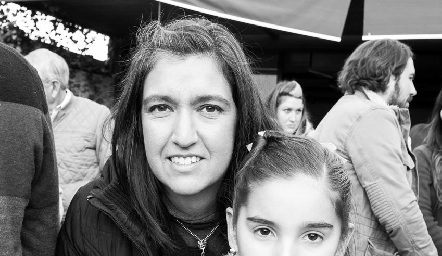  Ofelia Zacarías y Macarena Gutiérrez.