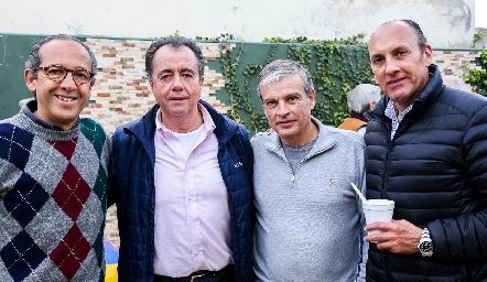  Enrique Díaz Infante, Enrique González, Gerardo Díaz Infante y Alfredo Hernández.