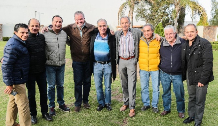  Fernando Cifuentes, Elías Abud, Jorge Chevaile, Juan Hernández, David Dauajare, Francisco de la Rosa, Arturo González, Luis Gómez y Saad Sarquis.