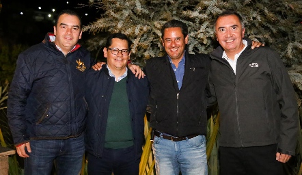  Jesús Fernández, Checo Quibrera, Manuel González y Miguel.