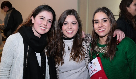  Mariana Medina, Claudia Garza y Ximena Gómez.