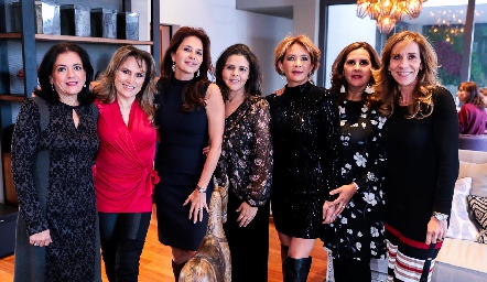  Lupita González, Ana Lilia Von Der Meden, Guille de los Santos, Paty Valadés, Isabel Carrillo, Graciela Torres y Gaby Cantú.