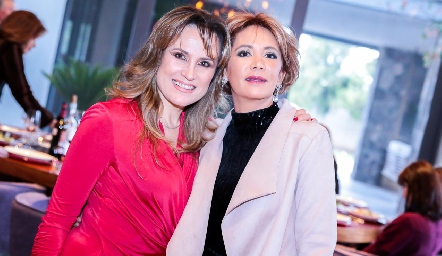  Ana Lilia Von Der Meden e Isabel Carrillo.
