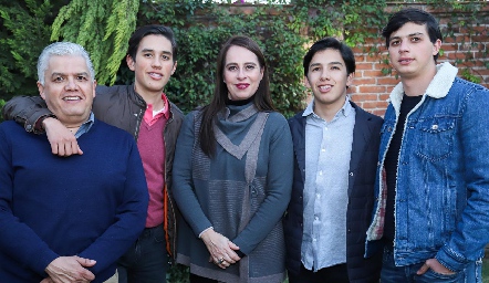  Familia Rodríguez Galarza.