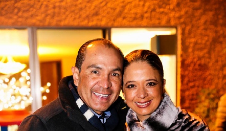  Arturo Martínez y Viviana Padrón.