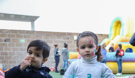  Emilio y Valeria.