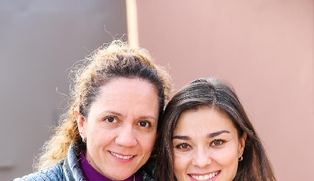  Liliana Ríos y Marisol Alfonso.