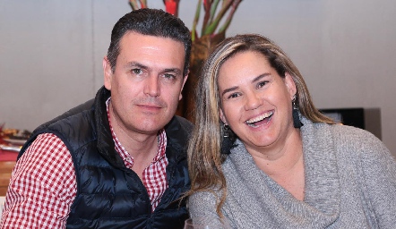  Luis Fernández y Daniela Benavente.