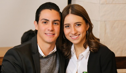  Juan Carlos Castillo y Priscila Cerecedo.