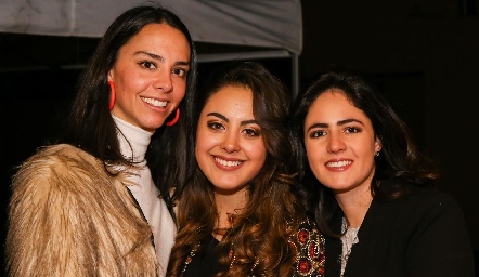  Mercedes Bárcena, Paulina Gómez y Pau Aldrett.