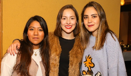  Ana Meche Cifuentes, Laura Bravo y Bárbara Mahbub.