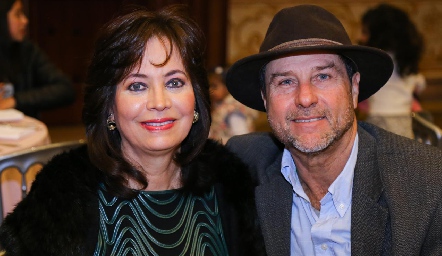  Conchita Ramírez y Ricardo Ortiz .