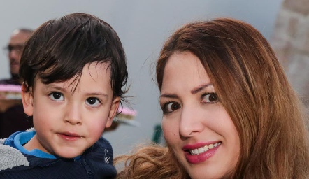  Carlos Esparza y Miriam.