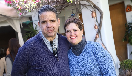  Roberto Bárcena y Cecilia Gutiérrez de Bárcena.