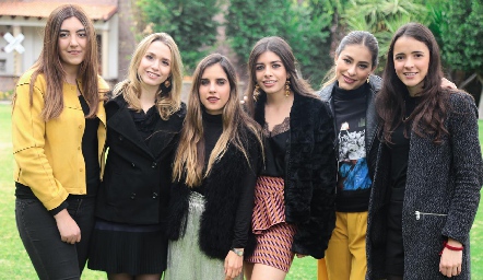  Ana Gaby Motilla, Faustina Villarreal, Gaby Lambert, Ana Lu Díaz, Claudia Rodríguez y María Cueli.