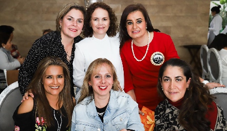  Susana Treviño, Gaby González, Lety Pérez, Yuni Colles, Anabel Pechir y Claudia Márquez.