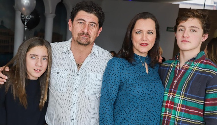  Familia del Valle Saavedra.