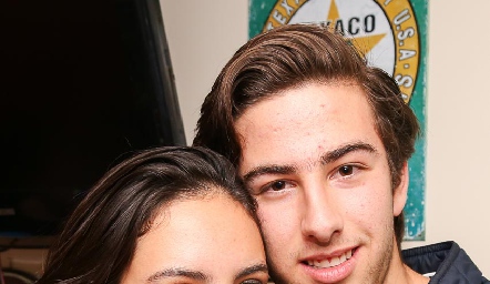  Marthita Ricavar y Memo Robles.