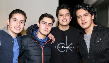  Mariano, Christian, Kevin y Fernando.
