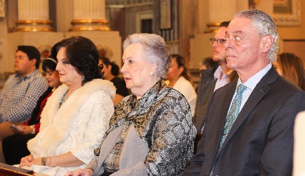  Melissa Gómez, Melissa Gárate y Miguel Ruiz.
