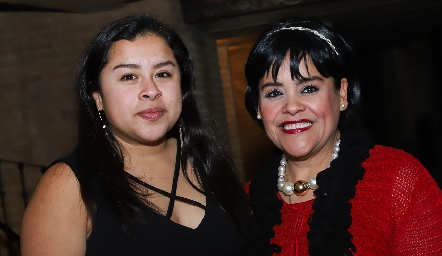  Patricia y Mariana Gómez.